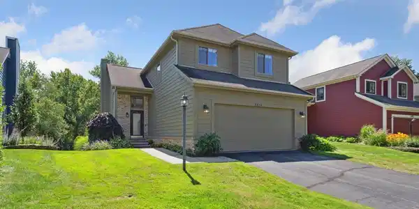 5610 NORTHCREST