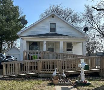 1108 CEDAR Street