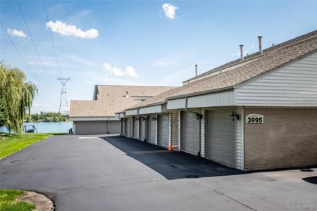 3995 River Road