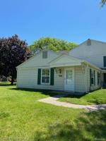 2901 ROCKFORD CRT Court