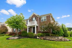 4366 BLUFF POINTE