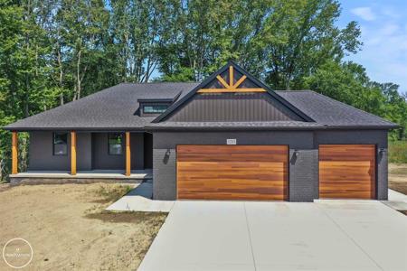 3227 Regatta