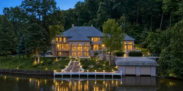 7635 Sandy Hollow Drive