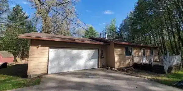 4022 Chippewa Trail
