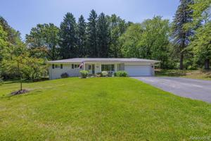 4607 Maybee Road