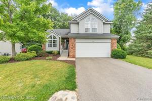 378 COURT Lane