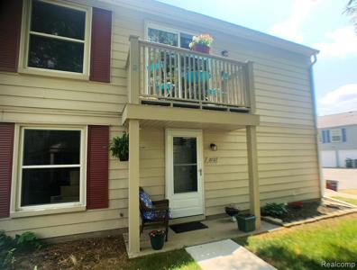 2727 Fox Hollow Court