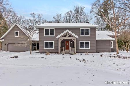 6142 Scenic Woods Circle