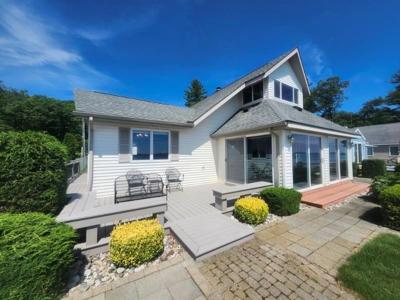 1805 Douglas Drive