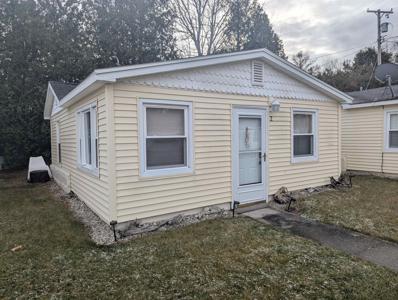 7428 N US-23