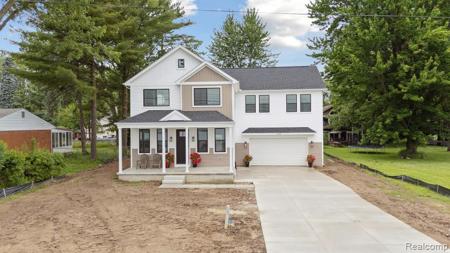 5264 Cooley Lake Road