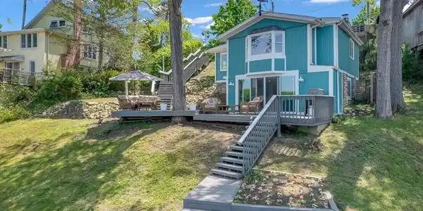 754 CENTRAL Drive