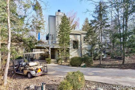 7183 Lakeview Terrace