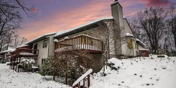 1231 Creekview Drive