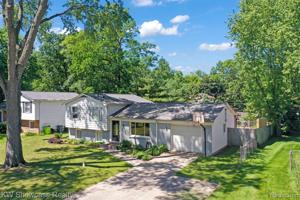 2490 HORACE Street