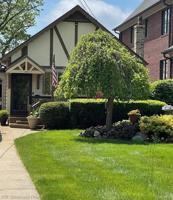 1294 E LAKE Drive