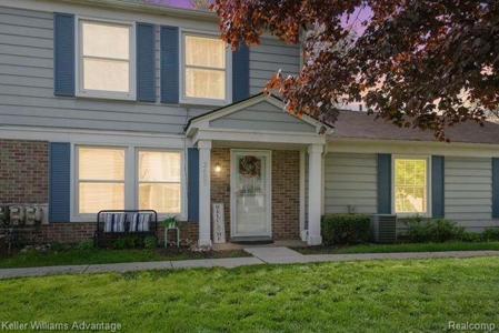 2685 PINERIDGE