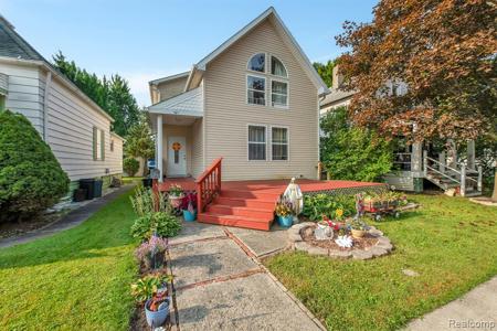 421 BROWN Street
