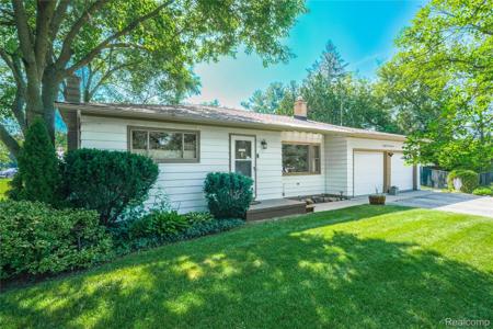9175 Bernice Drive