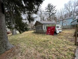 15945 Lakeshore Drive