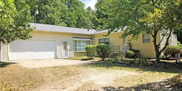 6590 L Drive