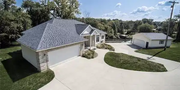 10043 Bennett Lake Road