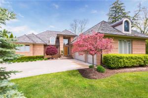 3300 S SHORE Circle