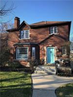 479 CLOVERLY Road