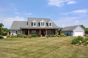 7477 GROVELAND Road