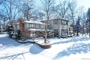 1559 Shankin Drive