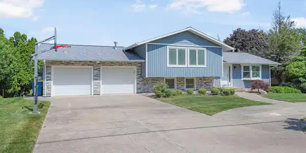 16093 Harbor Point Drive