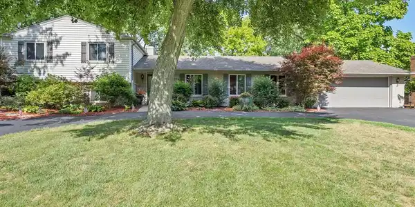 6794 WELLESLEY