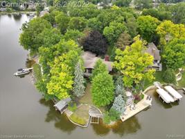 2912 Island Point Drive