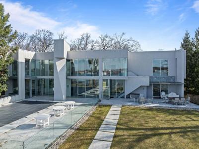 2158 LOCKLIN Lane