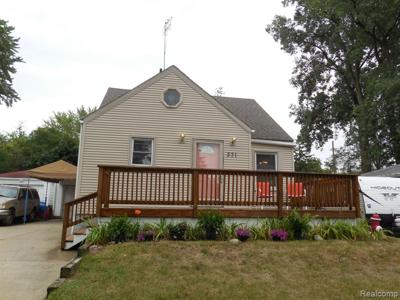 371 DOVER Road
