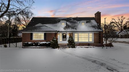 1331 Fairholme Road