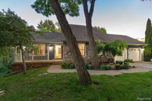 848 INDIAN LAKE ROAD