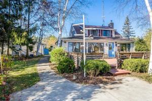 1101 S Lakeshore