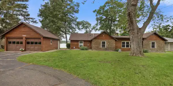 750 Country Club Drive