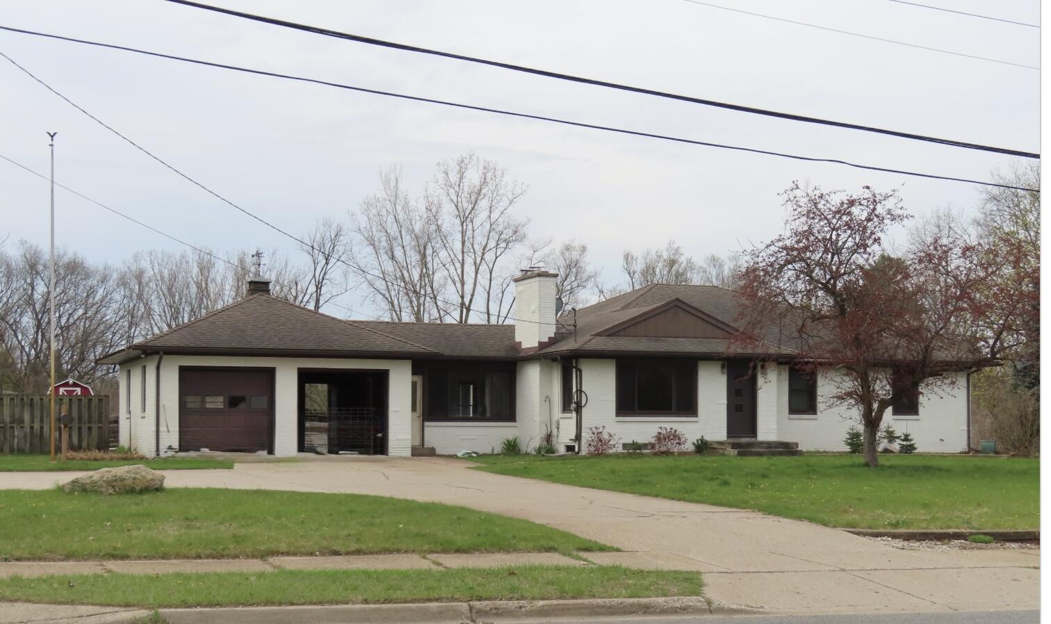 Image 1: 2132 $ Mile