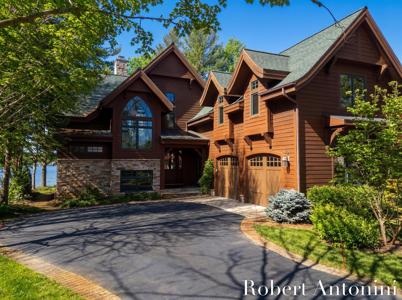 6775 Sunset Cove