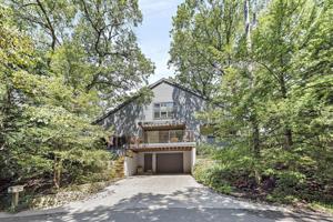 11 Greenwood Trail