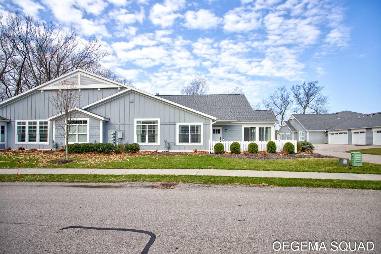 Image 3: 79-web-or-mls-246-janes-view-dr