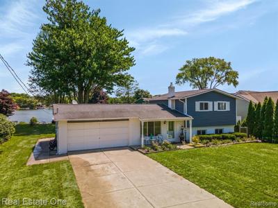 3620 KINGSWAY Drive