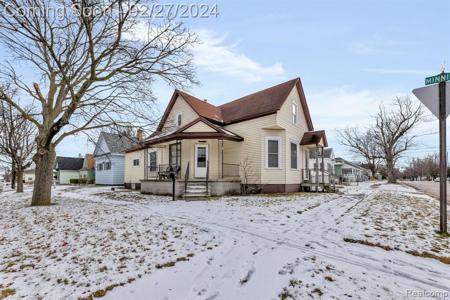 1902 9TH Street