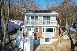 2821 Barkman Drive