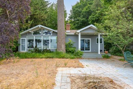 1184 Cherry Drive