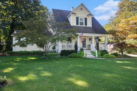 1092 South Shore Drive