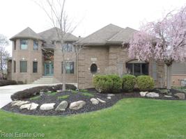 1522 Forest Bay Ct Court