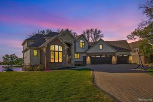 9010 HURON BLUFFS Drive